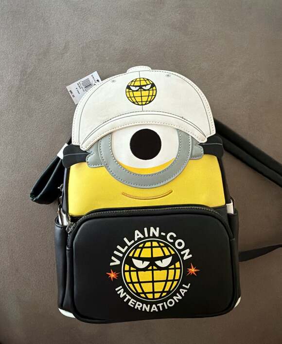Loungefly Handbags - Loungefly Minions Villain-Con International Mini Backpack